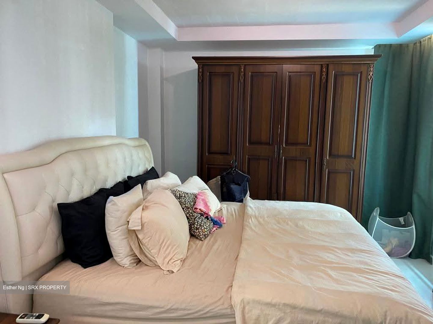 Blk 182 Edgefield Plains (Punggol), HDB Executive #639938941
